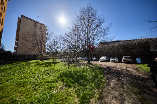 VIA VOLTRI 28