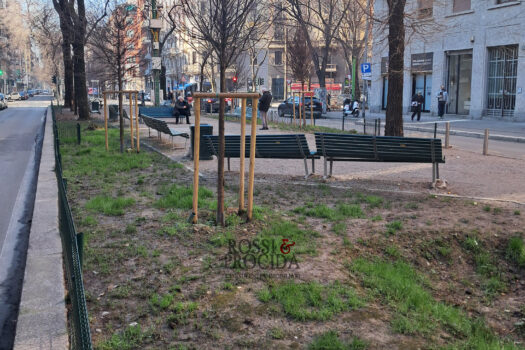 VIA PACINI 38