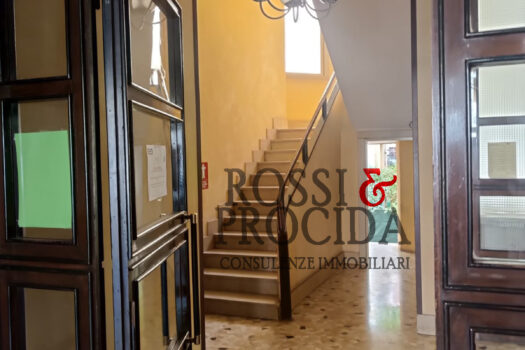 VIA PACINI 38