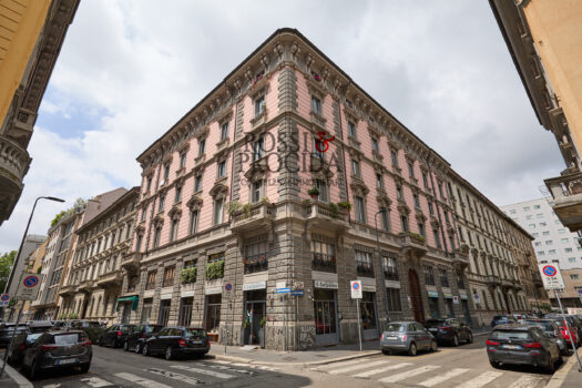 VIA LAZZARO PALAZZI 19