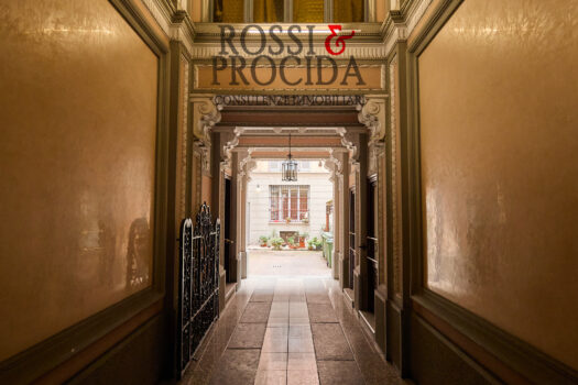 VIA LAZZARO PALAZZI 19