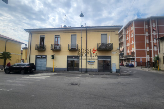 PIAZZA DON MINZONI 11