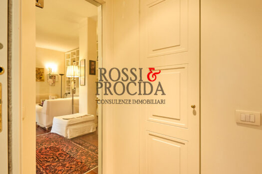VIA PASQUALE STANISLAO MANCINI 4