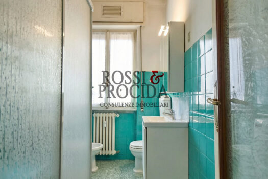 VIA FRANCESCO CAVEZZALI 19