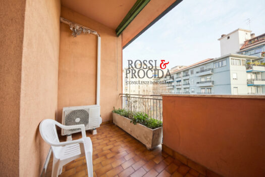 VIA FRANCESCO CAVEZZALI 19